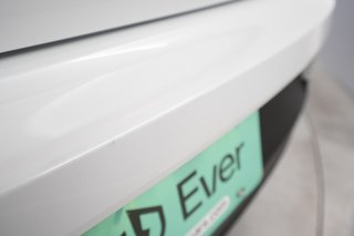2022 Polestar 2 — photo 32 of 36