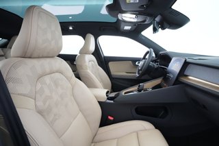 2022 Polestar 2 — photo 17 of 36