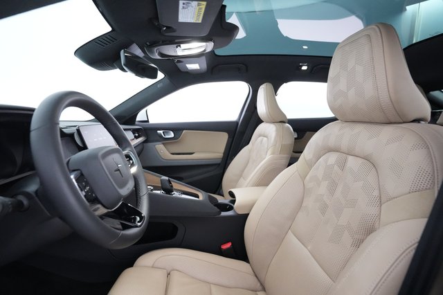 2022 Polestar 2 — photo 15 of 36