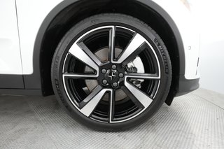 2022 Polestar 2 — photo 13 of 36