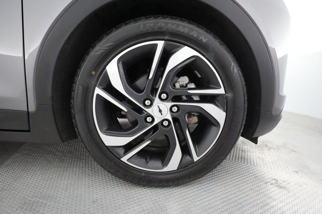 2023 Chevrolet Bolt EV — photo 15 of 23