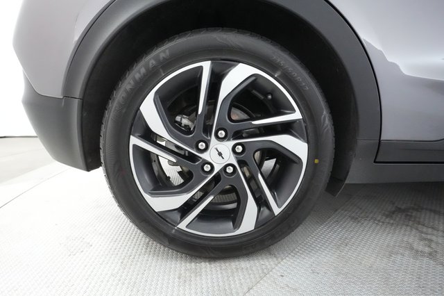 2023 Chevrolet Bolt EV — photo 17 of 23