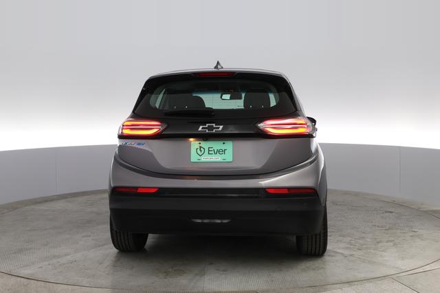 2023 Chevrolet Bolt EV — photo 10 of 23