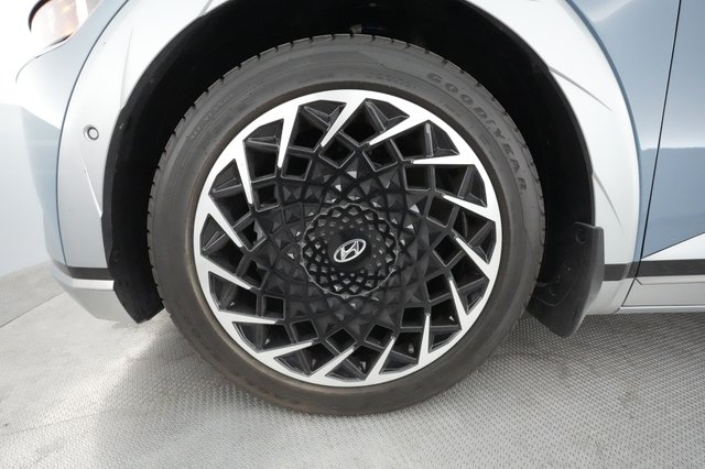 2022 Hyundai IONIQ 5 — photo 15 of 24