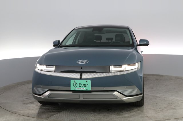 2022 Hyundai IONIQ 5 — photo 14 of 24