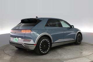 2022 Hyundai IONIQ 5 — photo 2 of 24