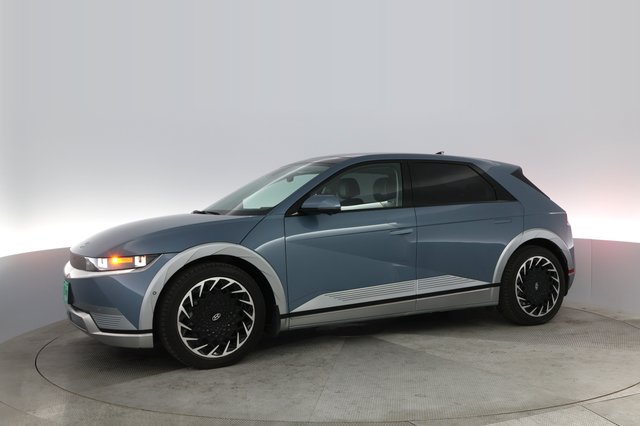 2022 Hyundai IONIQ 5 — photo 9 of 24