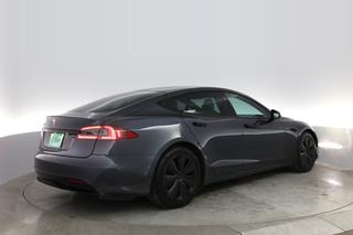 2021 Tesla Model S — photo 2 of 26