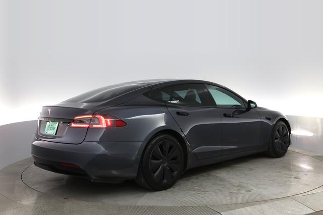 2021 Tesla Model S — photo 2 of 26