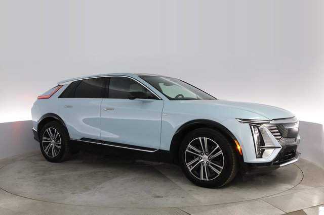 2024 Cadillac LYRIQ — photo 8 of 23