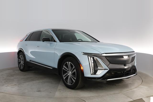 2024 Cadillac LYRIQ — photo 7 of 23