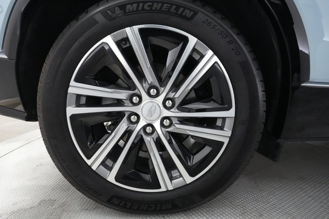 2024 Cadillac LYRIQ — photo 13 of 23