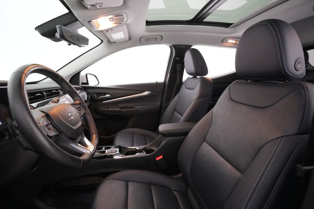 2022 Chevrolet Bolt EUV — photo 2 of 22