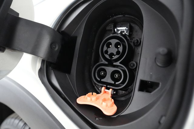 2022 Chevrolet Bolt EUV — photo 8 of 22
