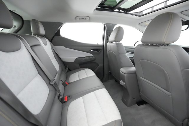 2022 Chevrolet Bolt EUV — photo 4 of 24