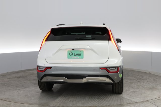 2023 Kia Niro EV — photo 9 of 56