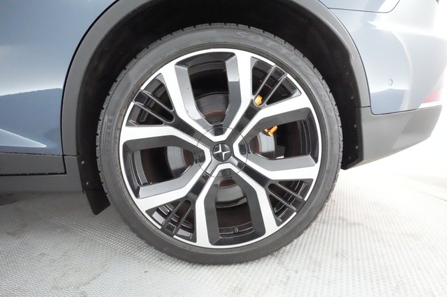 2022 Polestar 2 — photo 13 of 28