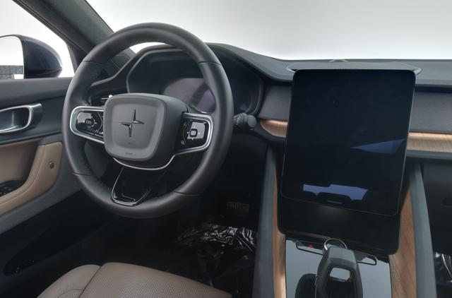 2022 Polestar 2 — photo 3 of 28