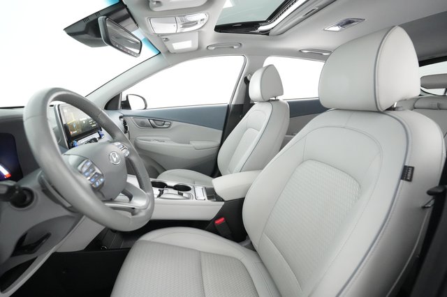 2020 Hyundai Kona — photo 2 of 24