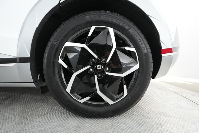 2024 Hyundai IONIQ 5 — photo 15 of 22