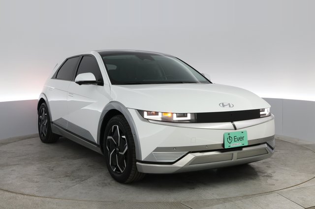 2024 Hyundai IONIQ 5 — photo 12 of 22