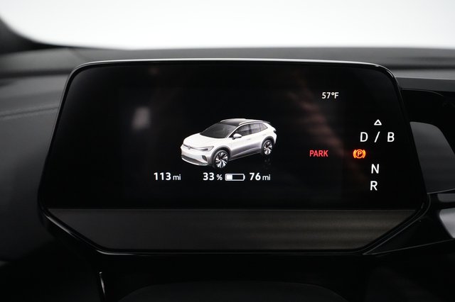2023 Volkswagen ID.4 — photo 5 of 21