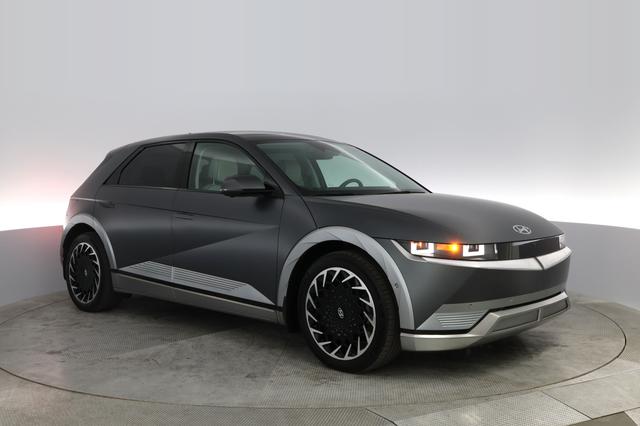 2023 Hyundai IONIQ 5 — photo 9 of 24