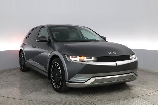 2023 Hyundai IONIQ 5 — photo 11 of 24