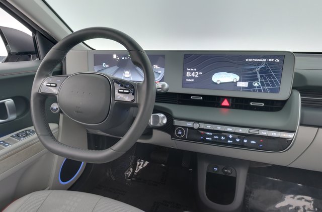 2023 Hyundai IONIQ 5 — photo 18 of 24