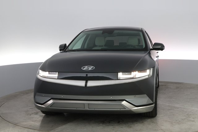 2023 Hyundai IONIQ 5 — photo 13 of 24