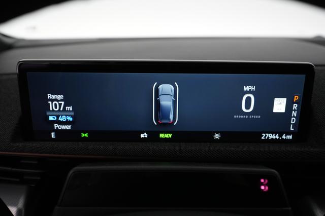 2022 Ford Mustang Mach-E — photo 5 of 23