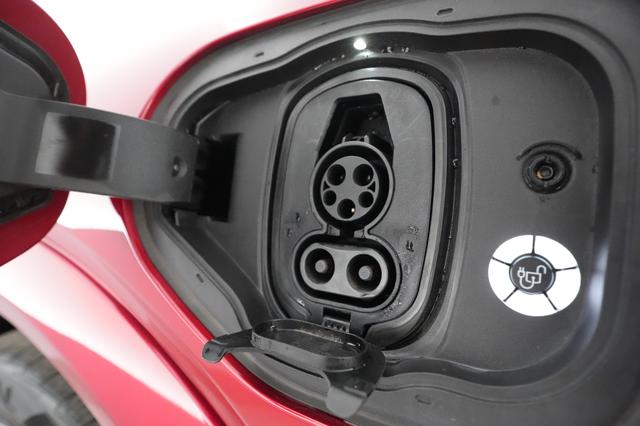 2022 Ford Mustang Mach-E — photo 8 of 23