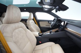 2022 Polestar 2 — photo 17 of 54