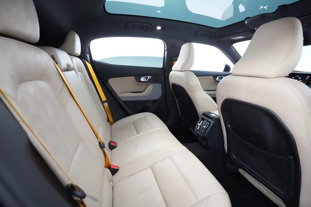 2022 Polestar 2 — photo 3 of 54