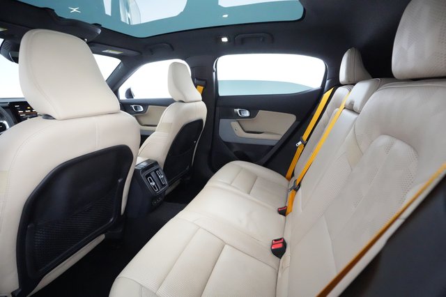 2022 Polestar 2 — photo 16 of 54