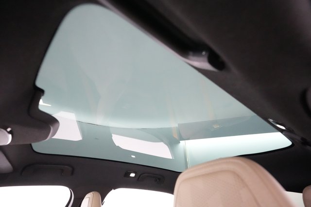 2022 Polestar 2 — photo 19 of 40