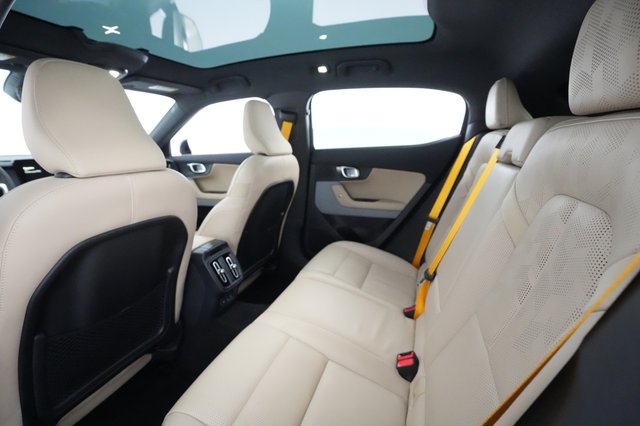 2022 Polestar 2 — photo 16 of 40