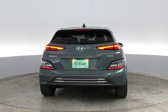 2022 Hyundai Kona — photo 8 of 21
