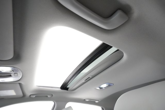2023 Hyundai Kona — photo 18 of 24