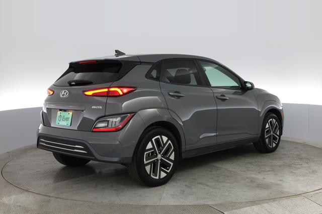 2023 Hyundai Kona — photo 2 of 24