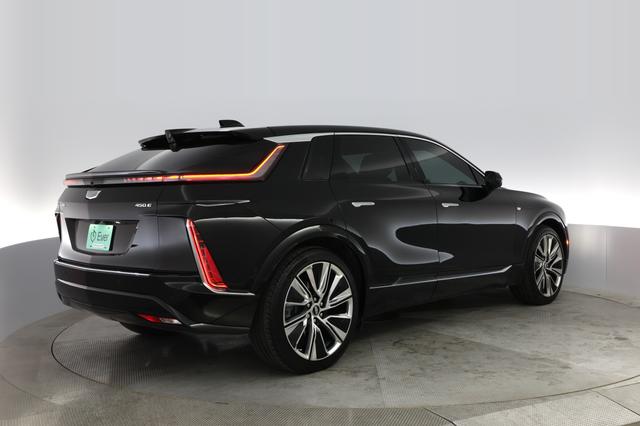 2023 Cadillac LYRIQ — photo 2 of 22