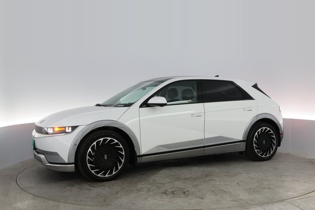 2024 Hyundai IONIQ 5 — photo 11 of 22
