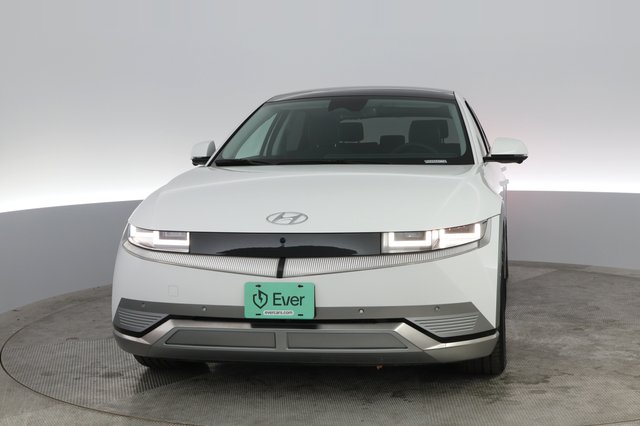 2024 Hyundai IONIQ 5 — photo 13 of 22