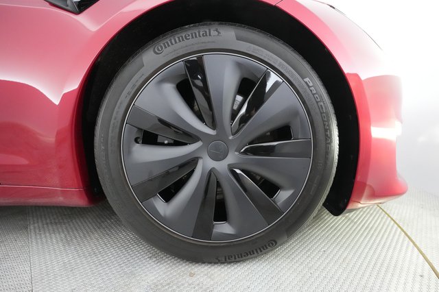 2023 Tesla Model S — photo 13 of 56