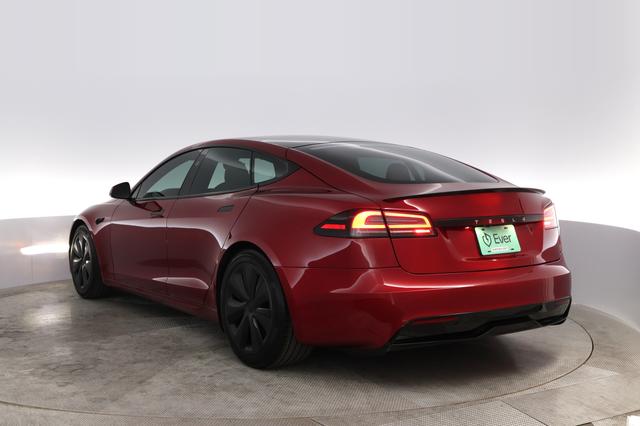 2023 Tesla Model S — photo 9 of 56