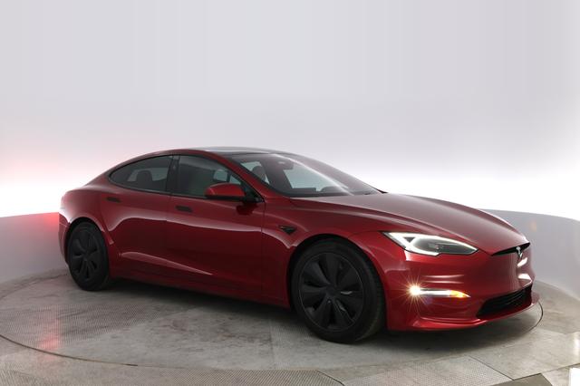 2023 Tesla Model S — photo 7 of 56