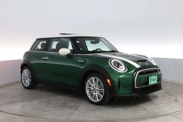 2023 MINI Cooper SE — photo 7 of 86