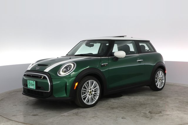 2023 MINI Cooper SE — VIN WMW13DJ03P2T05229