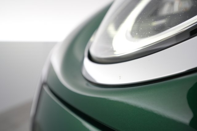 2023 MINI Cooper SE — photo 66 of 86
