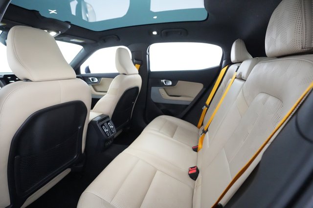2022 Polestar 2 — photo 16 of 77